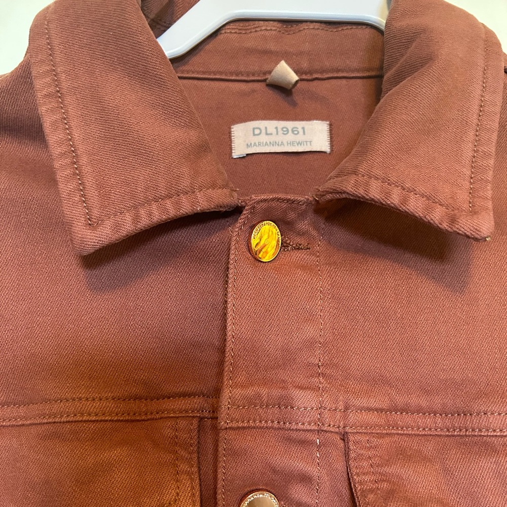 Cropped Denim Jacket - Picture 5 of 8